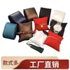 Ver fabricantes de almohadas pequeñas producir un gran número de tela para almohadas pequeñas de reloj de Shenzhen almohada para pulsera de reloj pequeña