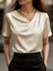 Elegante Top Blanco de Manga Corta para Mujer con Diseño de Cuello Irregular Inclinado, Adecuado para el Trayecto al Trabajo y Estilo de Oficina Profesional, Exudando una Atmósfera Inteligente y Profesional