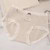 Ropa interior de algodón modal con encaje de cintura media para estudiantes y niñas, shorts triangulares lindos de cuadros, lunares y oso de dibujos animados
