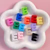 Cuentas Acrílicas con Letras Inglesas y Agujero Grande al por Mayor para Cadenas de Teléfono DIY, Llaveros, Colgantes para Bolsos y Materiales para Accesorios