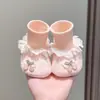 Plantas de Primavera e Outono Flores Menina Bebê Sapatos de Bebê Antiderrapantes Meias de Inverno para Crianças Princesa Sapatos de Bebê de Outono