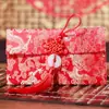 Boda boda creativo tela de seda sobre rojo brocado tela de sobre rojo beneficio es suministros de boda suministros festivos bolsa de regalo