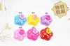 Accesorios para joyería hecha a mano DIY al por mayor Flor de simulación de resina de doble capa color crema de 30 mm con parche de taladro