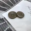 Botão de resina de alta qualidade imitação de fruta para terno suéter suéter botão redondo de quatro furos textura botão versátil