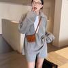 Conjunto de Punto Holgado y Relajado con Cuello en V para Mujer en Otoño e Invierno Nuevo Aspecto Adelgazante Holgado Conjunto de Dos Piezas con Shorts de Punto Casual