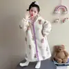 Pijama de forro polar coral para niñas de otoño e invierno, ropa de estar de franela con capucha para bebé, bata larga