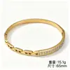 Pulsera de Acero de Titanio Chapada en Oro con Cruz para Mujer Multicolor de Alta Gama Cadena de Eslabones Doble Fila Completamente Diamantada Pulsera de Joyería de Mano al por Mayor de Fábrica
