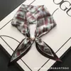 Nuevo pañuelo de seda largo pequeño vintage con hebilla de perla magnética para mujer, elegante y con estilo, bufanda de cuello con lazo, moderna y versátil