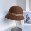 Sombrero de Pescador Elegante de Lana con Pedrería para Mujer Invierno Nuevo Casual Versátil Sombrero de Cubo Lujo Ligero Elegante Sombrero de Cubo Moderno