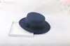 GD moda casual estrella con sombrero de copa para hombre y mujer estilo caballero retro británico sombrero plano plano a lo largo de lana sombrero para padres e hijos