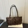 Bolso de Hombro Retro de Diseño de Nicho Moda Casual Textura PU Personalidad para Mujer Bolso de Uso Diario para el Traslado Bolso de Axila