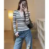 Top de punto con rayas negras estilo francés, cuello medio abierto, manga larga para mujer, capa base elegante de alta gama para otoño, top absolutamente hermoso