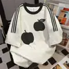 Camiseta Versátil Color Block com Três Listras Estilo Coreano Manga Curta 2025 Verão Nova Para o Trabalho Versátil Solta