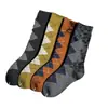 Nuevos Calcetines Unisex de Lana de Seda Otoño e Invierno Clásico Rombo Color de Contraste Calientes para Pareja Costura Sin Hueso Apilados