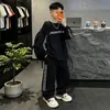 Conjunto de Sudadera para Niños Primavera y Otoño 2026 Nuevo Estilo Niños Medianos y Grandes Otoño Holgado Ropa de Otoño para Niños Deportes para Niños Atractivo