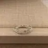 Anel de Camélia com Zircônia de Luxo Leve, Conjunto de Anéis de Ouro Branco de Quatro Peças, Anel de Dedo Indicador Versátil com Design de Nicho, Atacado de Fábrica