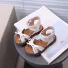 Sandalias Romanas para Niñas 2026 Verano Nueva Moda Sandalias con Lazo Sandalias de Tira Cruzada para Niñas Pequeñas Sandalias de Suela Suave