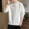Camiseta Masculina de Manga Longa 2026, Moletom Outono e Inverno, Camisa Base Branca, Top Solto Simples Versátil Masculino