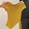 Camiseta Irregular com Gola de Amarração para Mulheres, Estilo Doce e Picante, Manga Curta Slim Fit, Top de Ombro a Ombro Franzido Verão 2026