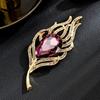 Nuevo broche de alta gama estilo palaciego retro cristal austriaco corsage de plumas accesorios exquisitos magníficos