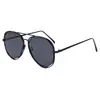 Gafas de sol de metal para mujer con montura grande de estilo europeo y americano, lentes de color, para viaje, protección solar, gafas de sol, alta gama, moda, gafas de vestir, venta al por mayor