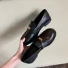 Mocasines de cuero lavado con suela gruesa para mujer, nuevo modelo 2026, estilo británico con monedas de oro, zapatos pequeños de cuero vintage, adecuados para combinar con faldas, zapatos de salón plisados