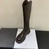 Botas longas de cano alto com sola grossa super macias, botas de montaria para outono e inverno com forro de fleece e corte em V para afinar, que vão acima do joelho