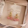 Aretes de Gancho de Zirconia Ojo de Gato Cereza Dulce de Alta Gama Lujo Ligero Diseño de Nicho Pendientes de Temperamento Versátiles Venta al por Mayor