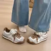 Sapatos de Treino Alemães com Aumento de Altura Oculto para Mulheres 2026 Outono Sapatos Super Quentes Tênis Esportivos Casuais Sapatos Panda Board Sapatos Cortez Femininos