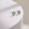 Pendientes de Tachuela de Pata de Gato de Bronce Meow Meow que Hacen Palpitar el Corazón para Niñas Exquisito Diseño de Nicho Lindos Pendientes de Gato Elegante Joyería para Orejas