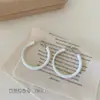 Brinco de Argola Creme Coreano Fivela de Orelha Morandi Design de Nicho Senso Avançado Primavera e Verão Gota de Cola Colorido Grande Argola Vegetariana