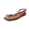 Dos alturas de tacón~Sandalias de tiras en el dedo del pie con cuentas estilo bohemio nuevo estilo para combinar con vestidos tacón irregular sandalias de moda de cuero genuino