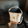 Bolso Nicho de Alta Gama Transfronterizo Bolso Bandolera de Moda Nueva para Mujer Verano 2025 Estilo Coreano Casual Portátil Tipo Cubo