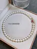 Colar de Pérolas Shijia Vermelho Bordô Fivela de Diamante Forte Leve Feminino Luxo Leve Elegante Ciber Vermelho Azul Fivela de Diamante Pérola
