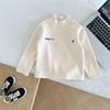 Fengzhigu 2023 otoño e invierno nueva ropa para niños estilo coreano cuello alto medio camiseta interior con letras para niños y niñas camiseta con forro polar