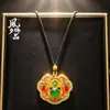 Nuevo colgante de cerradura Ruyi esmaltado estilo chino, cerradura de fortuna y paz de filigrana hueca, collar de piedras preciosas de tendencia nacional, producto para transmisión en vivo