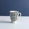 Juego de Taza de Agua de Cerámica Escandinava con Escurridor Sala de Estar Juego de Agua de Bienvenida Hermosa Taza Taza de Té de la Tarde con Rayas de Puntos