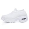 E-commerce transfronteiriço Sapatos femininos tamanho grande Sapatos esportivos Flyknit com amortecimento de ar Sapatos de enfiar Comércio exterior Sapatos casuais Sapatos com meias Comércio exterior