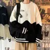 Nuevo suéter de cuello redondo para hombre, tejido suelto estilo Hong Kong para otoño e invierno, suéter elegante de color de contraste blanco y negro, chaqueta para hombre