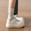 Zapatos Blancos de Verano 2026 Nuevos, Transpirables, de Boca Baja, con Velcro, Suela Gruesa para Mujer, Zapatos Casuales Versátiles, que Lucen Geniales y No Cansan los Pies