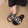 Pantuflas de Verano para Mujer Estilo Francés Inspiradas en Chanel para Uso en Exteriores, Nuevas Sandalias Planas de Moda 2026, Zapatos de Playa