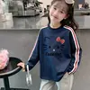 Camiseta de algodón puro para niña con tres rayas y manga larga para primavera y otoño, top casual versátil de cuello redondo para niños mayores, dulce capa base para bebés