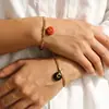 Moda Europea y Americana Colorido Colgante Redondo con 26 Letras Inglesas, Pulsera de Cadena Hueso de Serpiente Plana, Joyería de Nicho Chapada en Oro de 18 Quilates