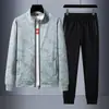 Conjunto Esportivo Casual Novo de Cardigan Primavera e Outono Enbu para Homem: Jaqueta Moletom com Gola Alta e Calça de Manga Longa Conjunto de Duas Peças