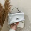Bolsa Transversal de Ombro Único de Alta Qualidade, Bolsa de Mão com Corrente Moderna e Versátil, Nova Bolsa Quadrada Pequena de Estilo Coreano Casual para o Dia a Dia 2026