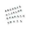 Venta caliente transfronteriza abalorios hechos a mano DIY 100 piezas/paquete letra única abalorios planos pulsera collar letra personalizada abalorios sueltos