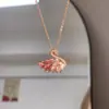 Cisne Negro Simple y Versátil Nuevo Estilo Coreano Collar Colgante para Mujer Cadena para Clavícula de Pato Degradado Esponjoso Venta al por Mayor