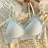Ropa interior sin costuras para mujer, verano, fina, pequeña, transpirable, sin aros de acero, para pecho grande, realce pequeño, anti-caída, sujetador desmontable