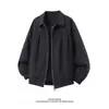 Chaqueta Casual para Hombre Nueva de Otoño 2026, Estilo Americano Elegante con Remaches y Pliegues, Abrigo para Hombre