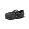 Zapatos Birkenstock de Gamuza con Lunares Estilo Coreano para Niñas Otoño/Invierno 2026 Nuevos Zapatos de Algodón Cálido con Felpa para Niños Suela Suave Zapatos para Bebé